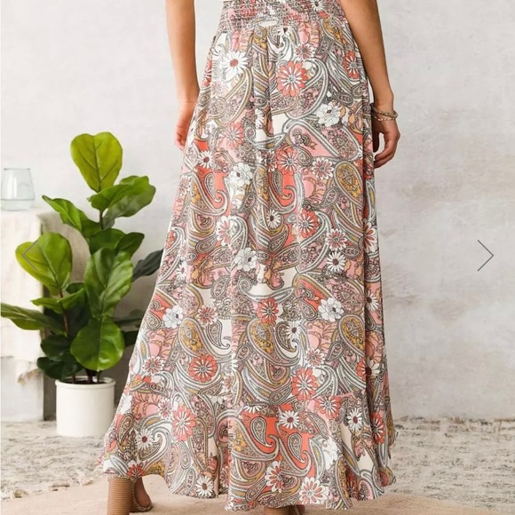 Paisley chiffon max skirt - faux bottoms with a tie at the waist. Flowy. - Picture 4 of 5